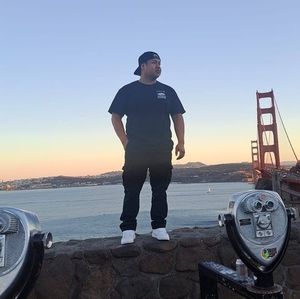 Meet your Posher, Eduardo